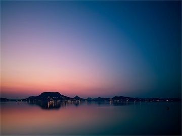 华为与小鹏汽车联合发布;追光全景;AR-HUD